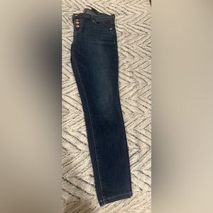 Loft stretch modern skinny high rise jeans! Trendy and super comfy!